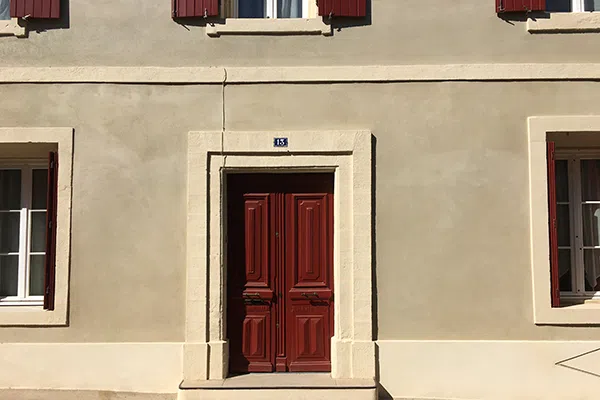 Restauration de façade de maison provençale à Vergèze